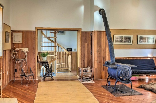 Converted Historic Schoolhouse with Hot Tub and Views! image 2