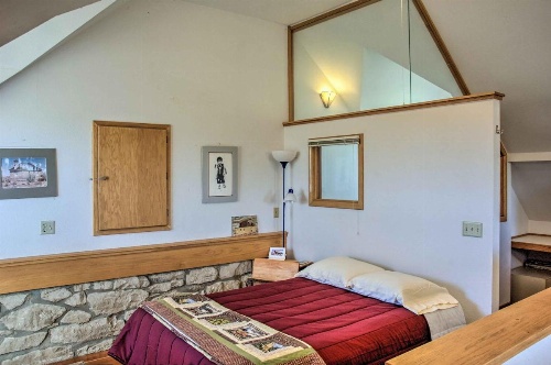Converted Historic Schoolhouse with Hot Tub and Views! image 27
