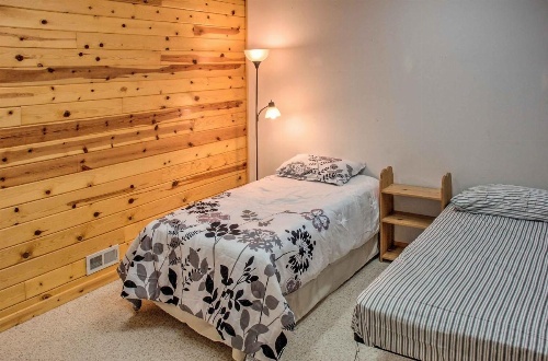 Converted Historic Schoolhouse with Hot Tub and Views! image 9